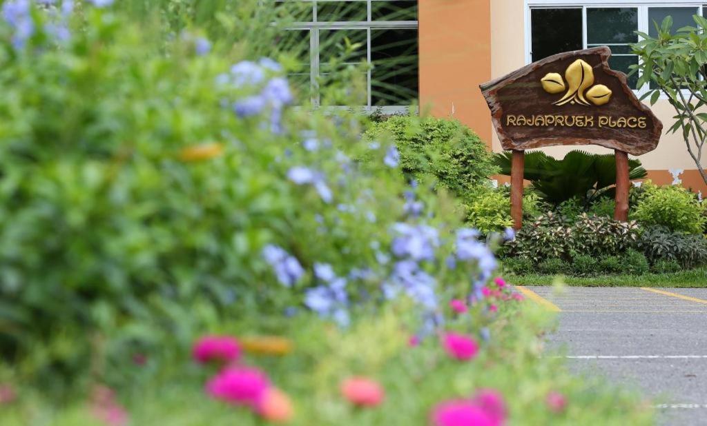Rajapruek Place Chiang Mai Exterior foto
